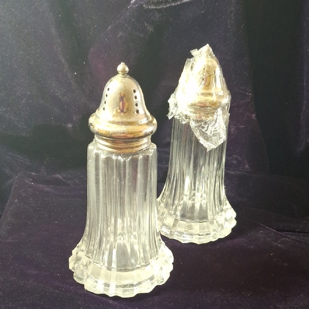 Vintage Crystal Dusting S&P Style Shakers with Silver Tops